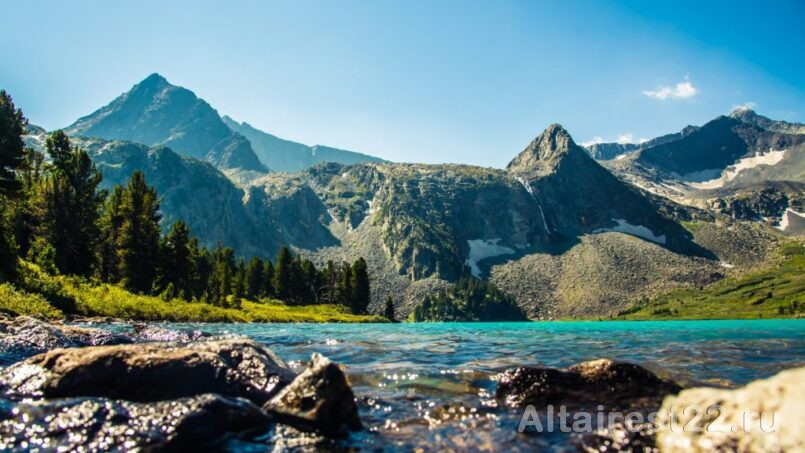 Экологический десант из Алтайского края отправился в Кузбасс.